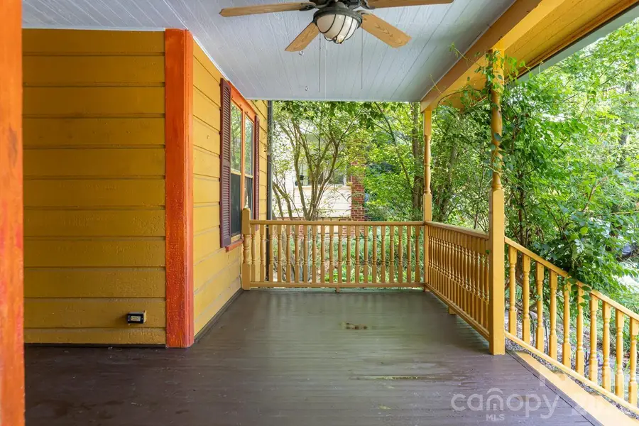 3 Woodlawn Avenue, Asheville, NC 28801 - #3