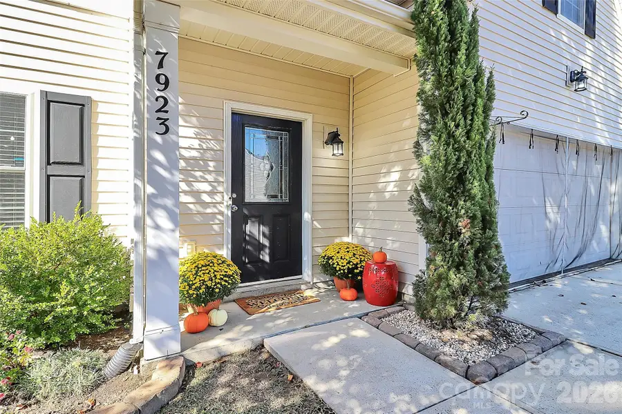 7923 Mossycup Drive, Charlotte, NC 28215 - #2