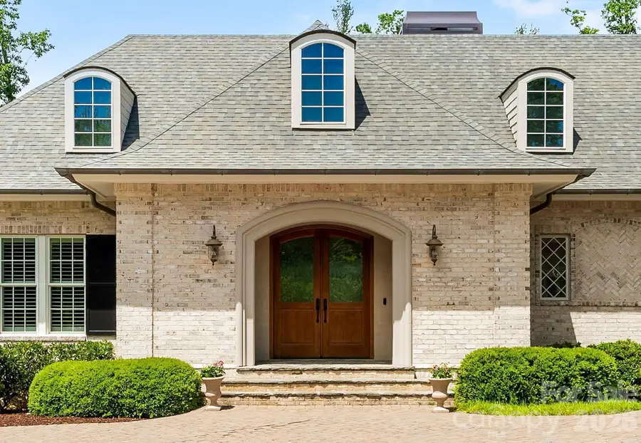 29 Stansbury Drive, Asheville, NC 28803 - #2