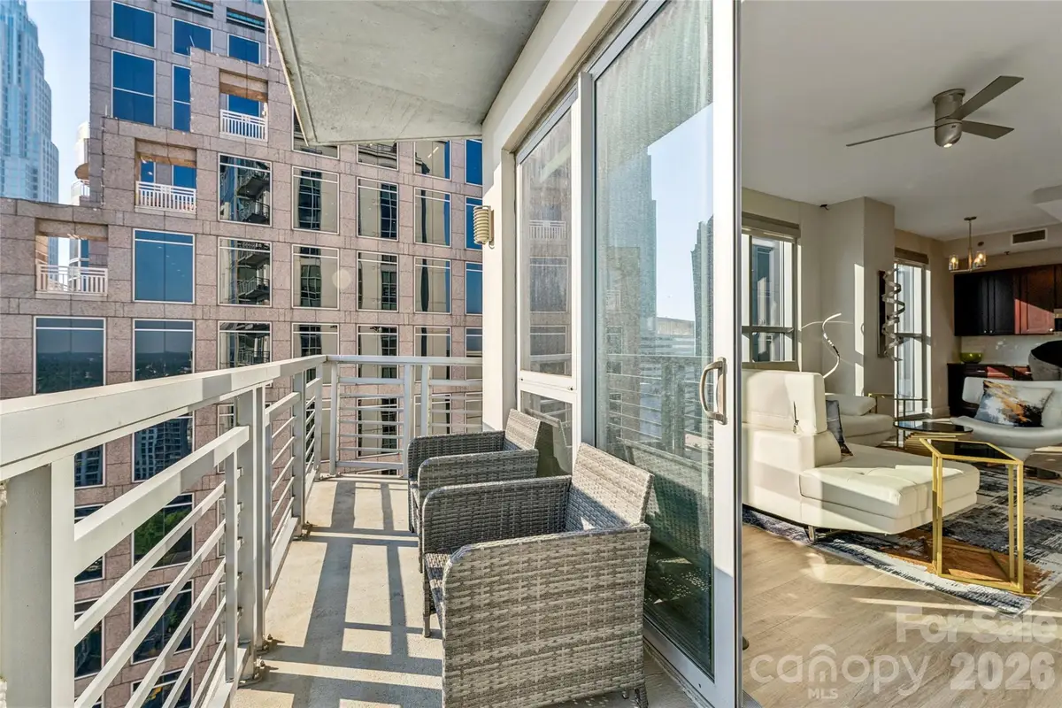 333 W Trade Street #2200, Charlotte, NC 28202 - #1