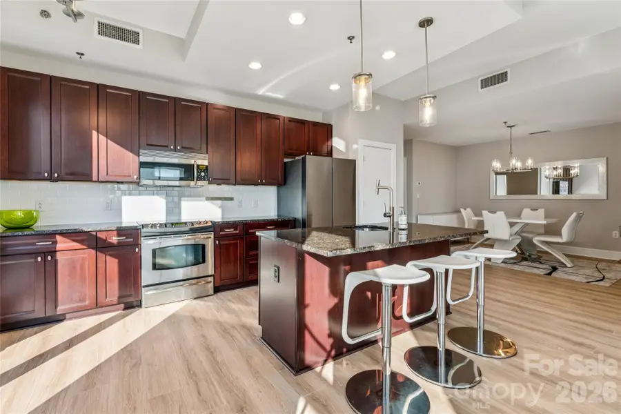 333 W Trade Street #2200, Charlotte, NC 28202 - #3