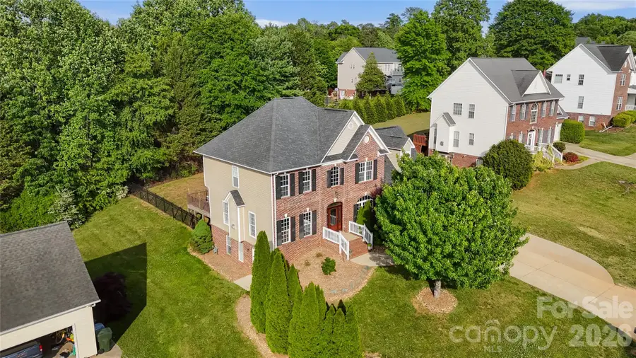 2604 Ironwood Drive, Hickory, NC 28602 - #3