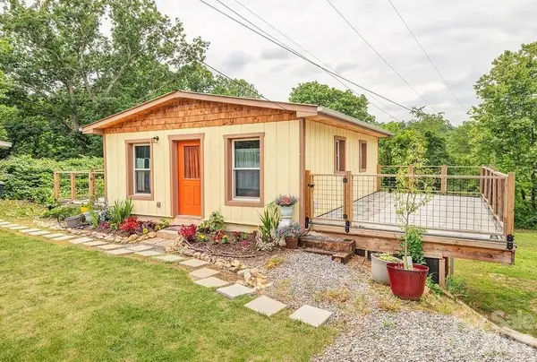 153 Vinewood Circle, Asheville, NC 28806