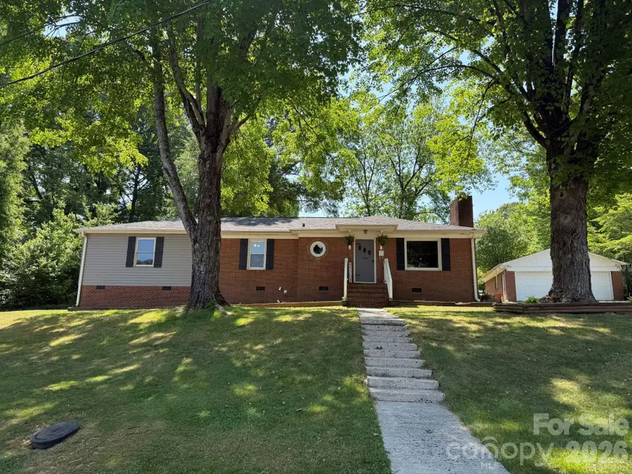 704 Dogwood Avenue, Lincolnton, NC 28092 - #2