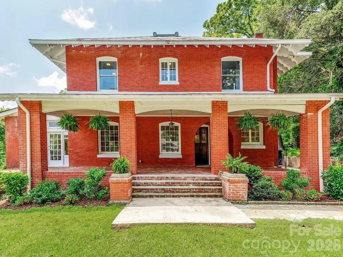 128 W End Street, Chester, SC 29706 - #1