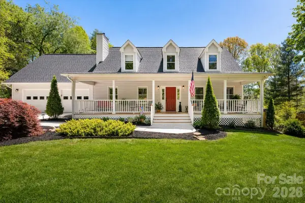 29 Blueberry Lane, Fairview, NC 28730