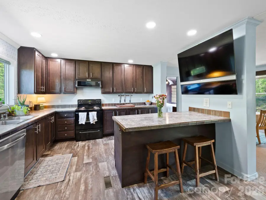 191 Posey Griffin Drive, Mars Hill, NC 28754 - #2