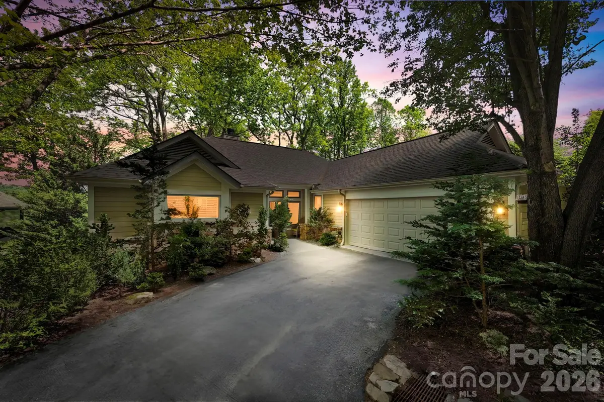 8 Spring Ridge Lane, Hendersonville, NC 28739 - #1