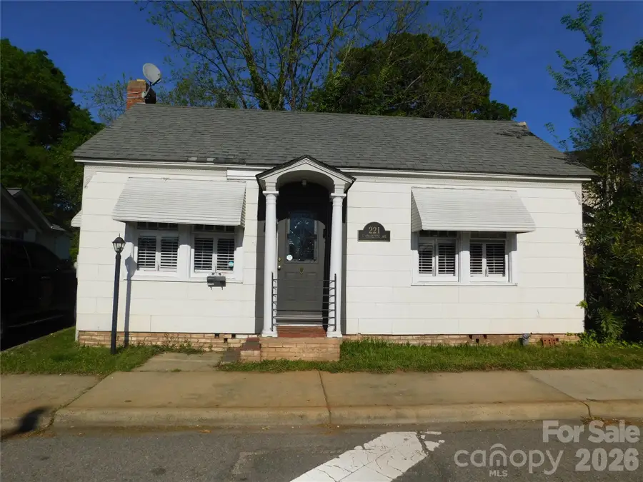221 S Charlotte Avenue, Rock Hill, SC 29730 - #3