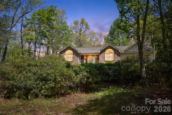 548 Thunder Road, Brevard, NC 28712