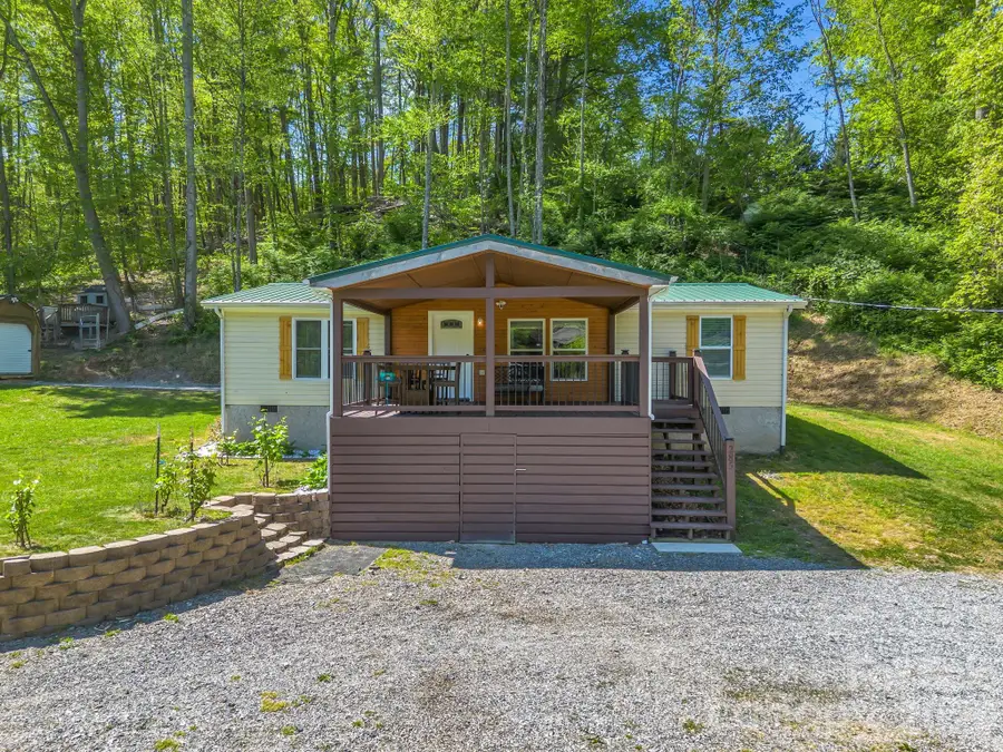 285 Dix Creek No 1 Road, Leicester, NC 28748 - #2