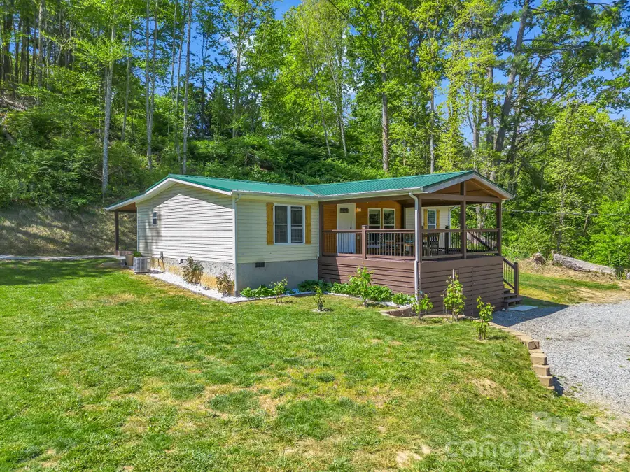 285 Dix Creek No 1 Road, Leicester, NC 28748 - #3