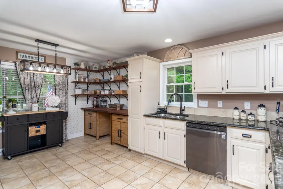 1091 Rollingwood Drive, Claremont, NC 28610 - #3