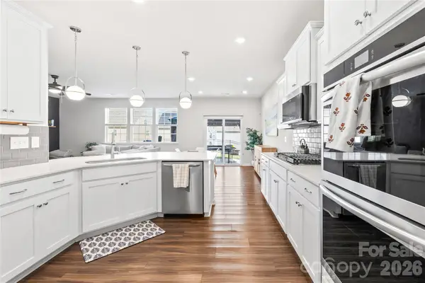 12111 Bishop Castle Drive, Charlotte, NC 28273