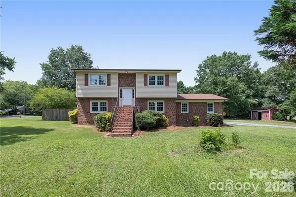 908 Forest Drive, Marshville, NC 28103