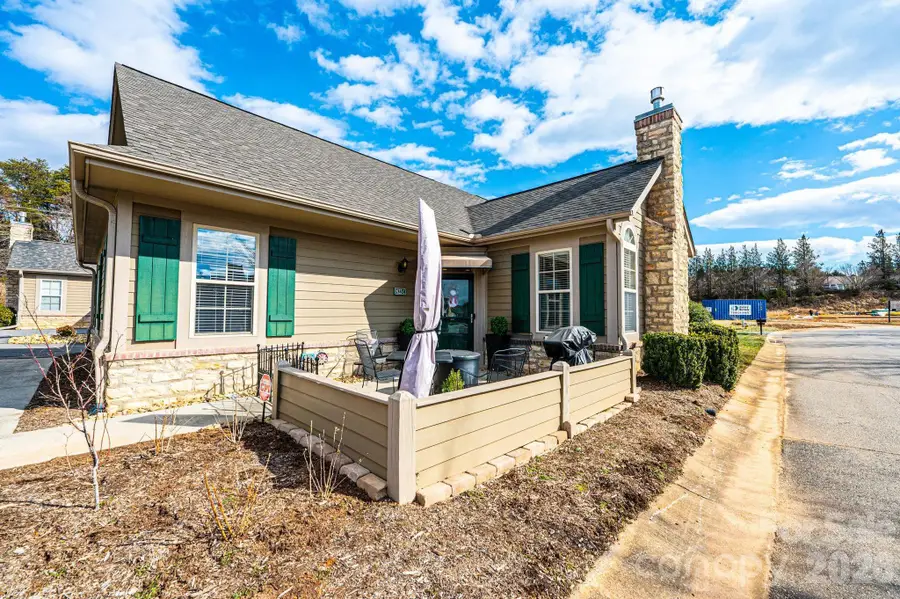 823 Wynnshire Drive #C, Hickory, NC 28601 - #2