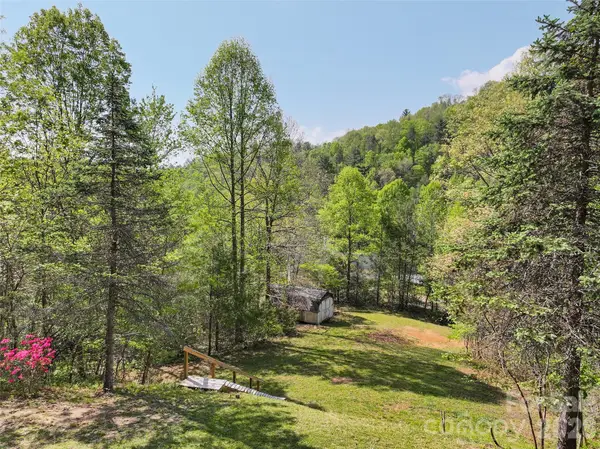 144 Bent Pine Drive, Waynesville, NC 28785