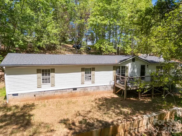 25 Weaver Lane, Black Mountain, NC 28711