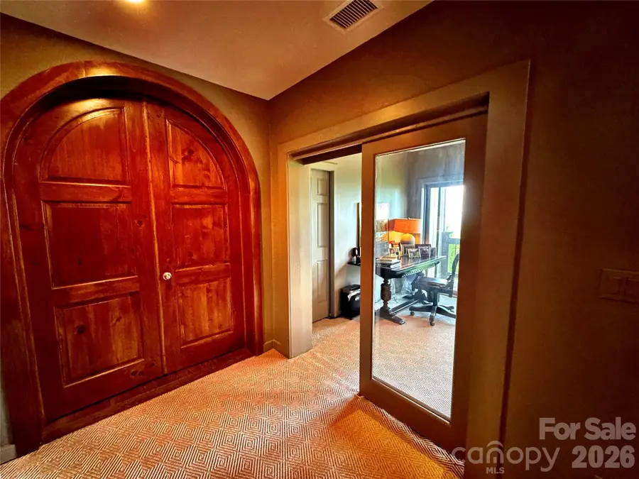 337 Rhododendron Lane, Burnsville, NC 28714 - #2