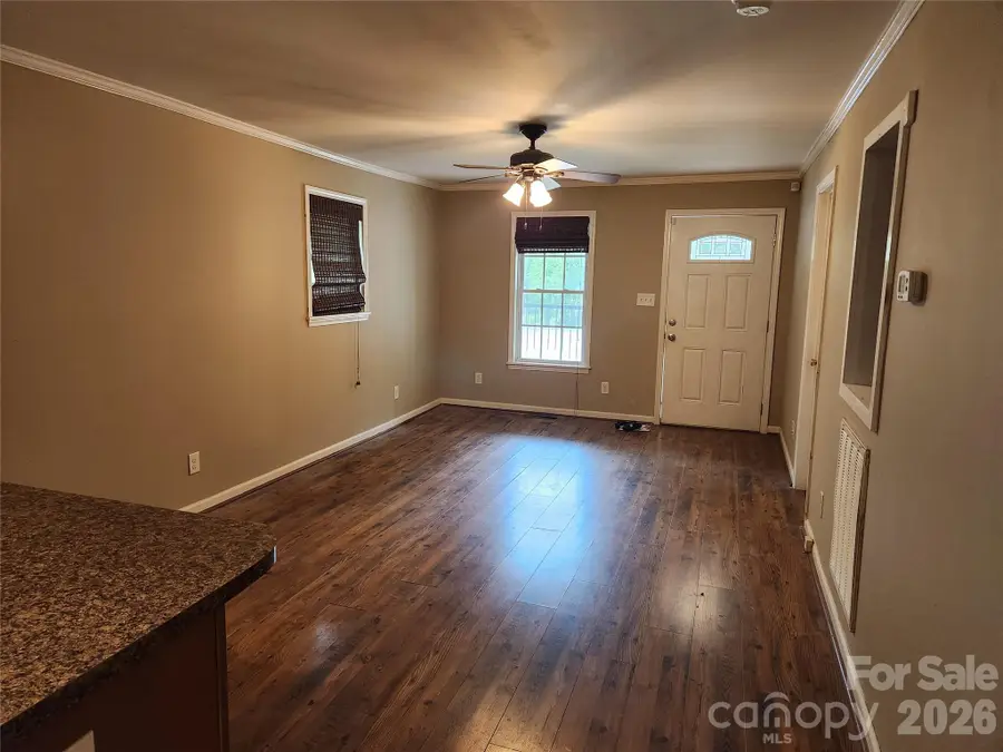1404 W Mauney Avenue, Gastonia, NC 28052 - #3