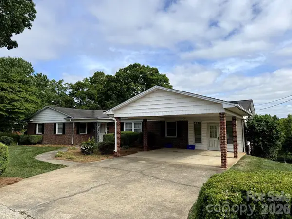 1 Clearview Street, Granite Falls, NC 28630