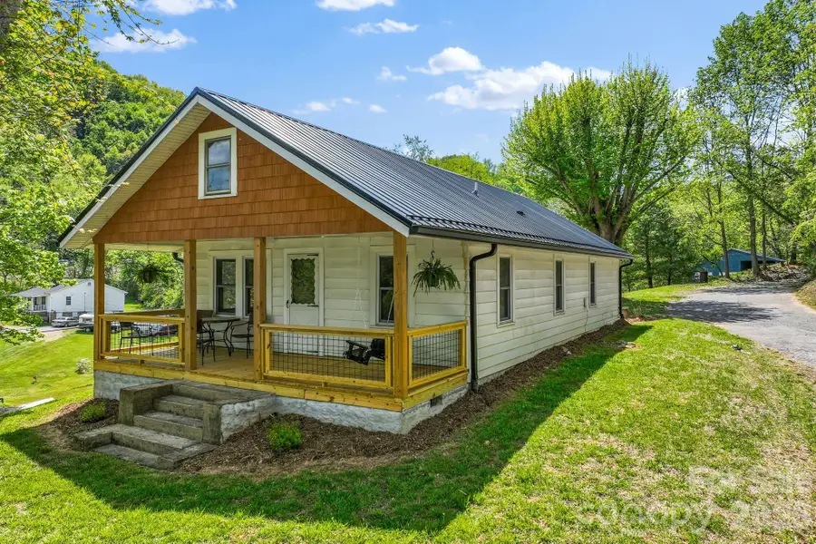 88 Mingus Cove Road, Canton, NC 28716 - #2