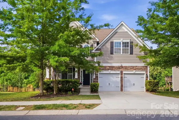 9407 Inverness Bay Road, Charlotte, NC 28278