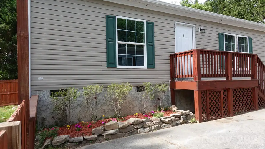 106 Central Avenue, Swannanoa, NC 28778 - #2