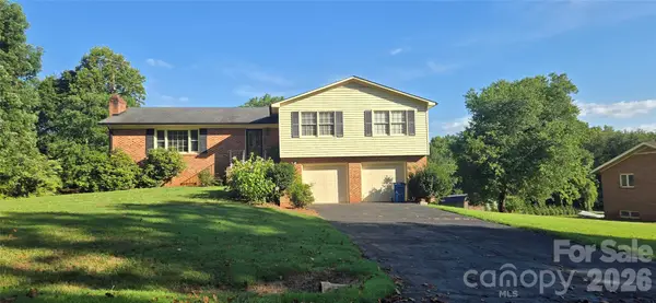 131 N Morvue Loop N, Statesville, NC 28625