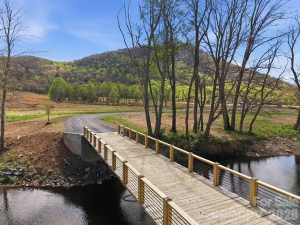 TBD Highland River Parkway, Newland, NC 28657