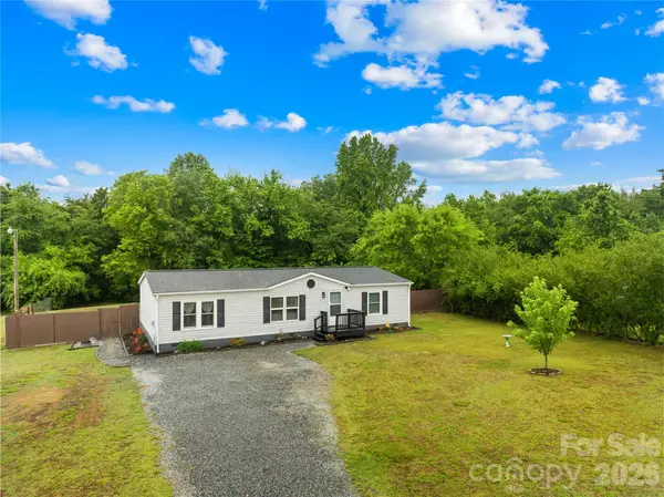 139 Gayle Drive, Troutman, NC 28166