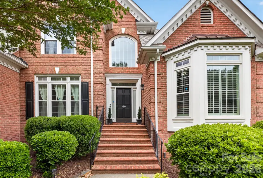 3100 Lakewood Edge Drive, Charlotte, NC 28269 - #3
