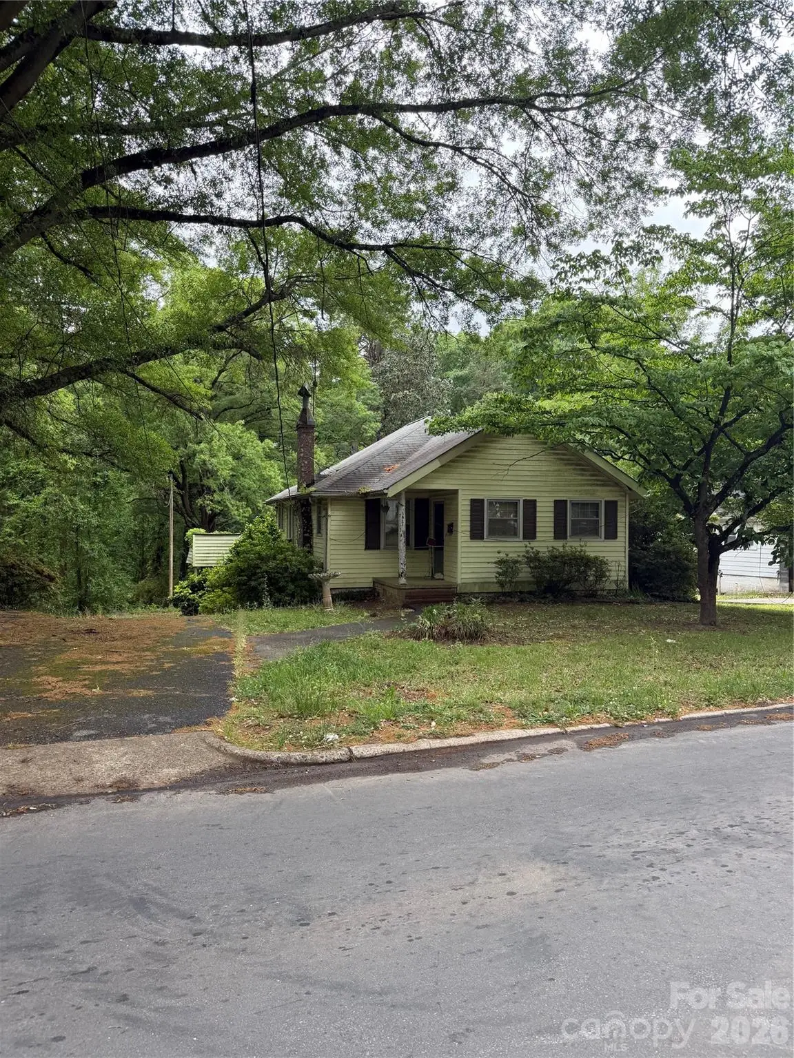 1611 W Fifth Avenue, Gastonia, NC 28052 - #1
