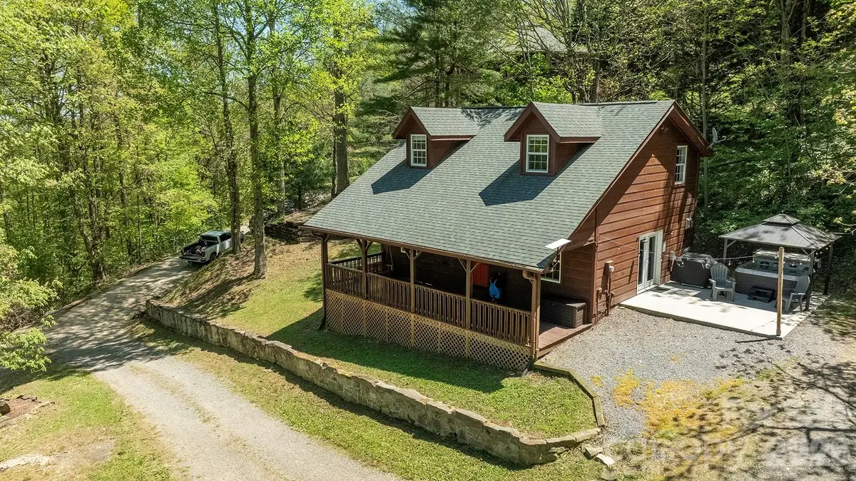 95 Lasso Lane, Waynesville, NC 28785 - #1