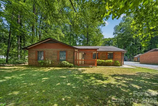 1908 W Sugar Creek Road, Charlotte, NC 28262