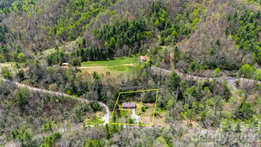 8855 Bugger Hollow Road, Newland, NC 28657 - #2