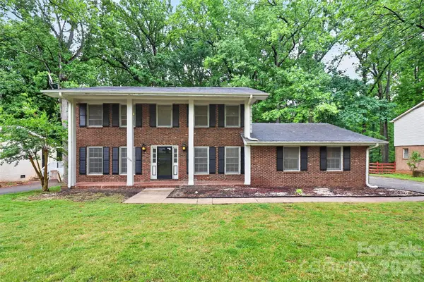 7007 Crossridge Road, Charlotte, NC 28214