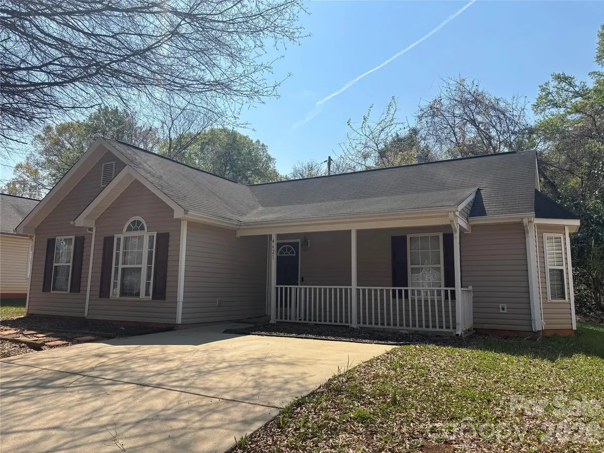 4621 Victory Lane, Charlotte, NC 28269 - #1
