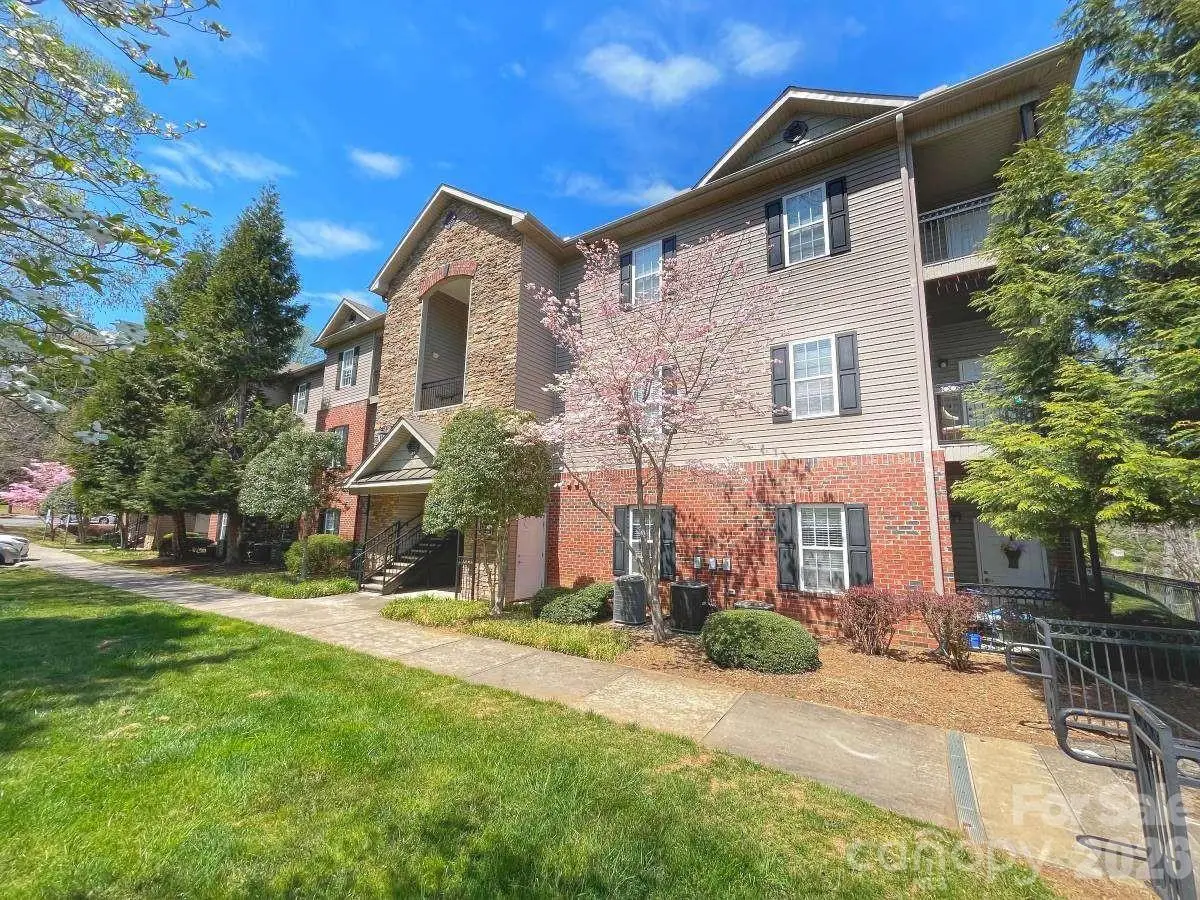 415 Appeldoorn Circle, Asheville, NC 28803 - #1
