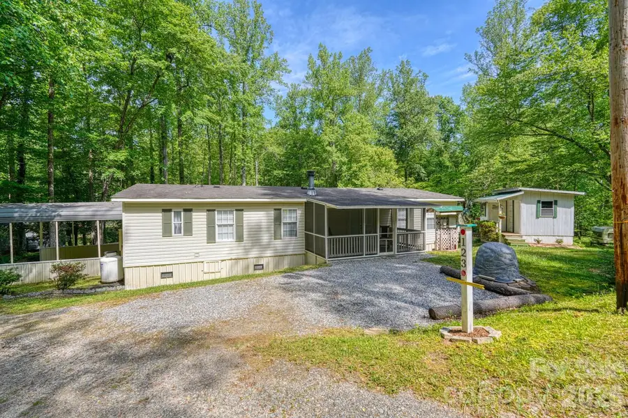 123 Little Rock Way, Mill Spring, NC 28756 - #2
