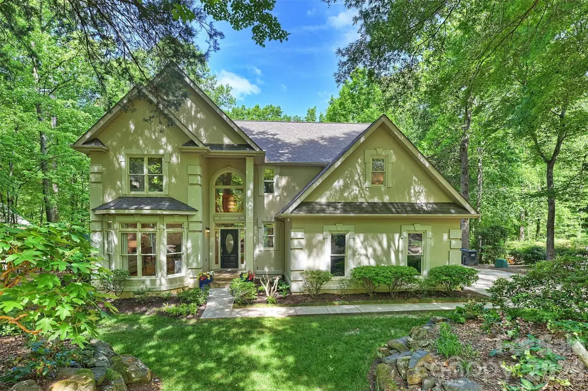 7133 Cobblecreek Drive, Matthews, NC 28104 - #1