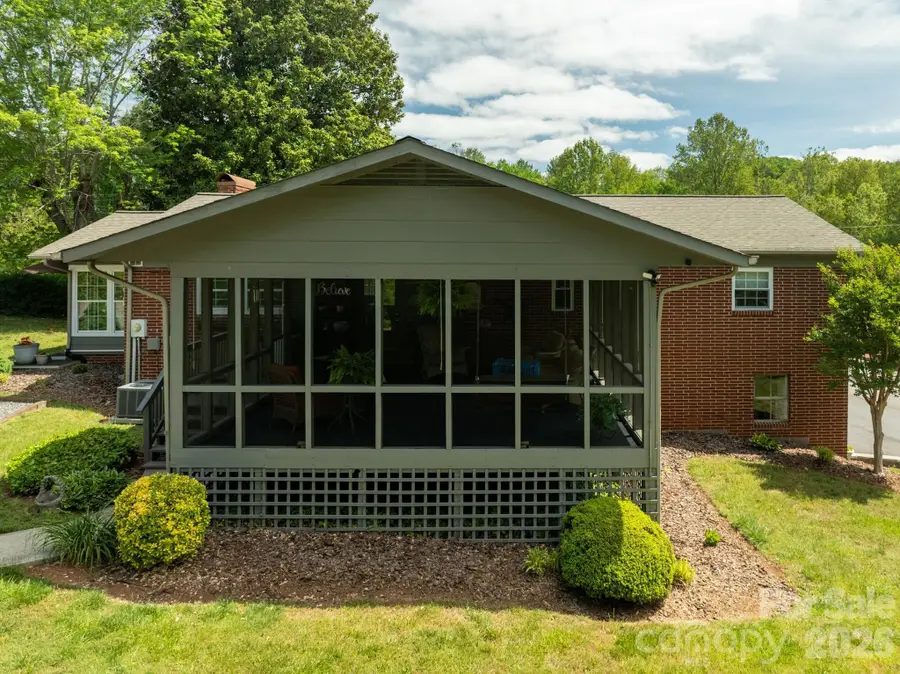 1818 Hickory Boulevard Sw, Lenoir, NC 28645 - #3
