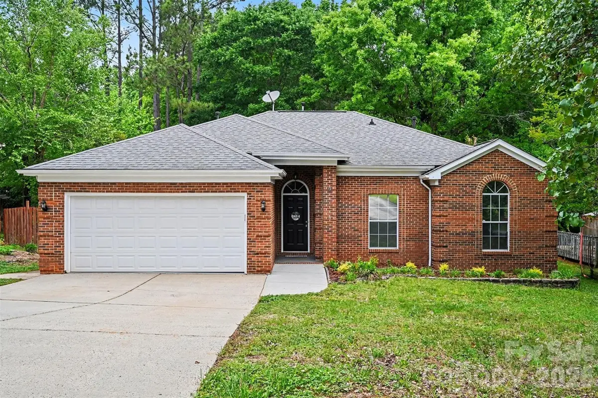 13505 Gatestone Lane, Pineville, NC 28134 - #1