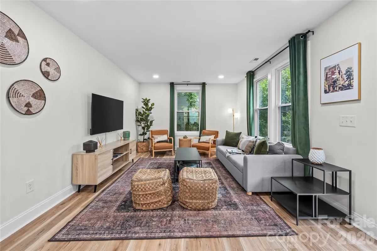 3021 Dogwood Avenue, Charlotte, NC 28206 - #1