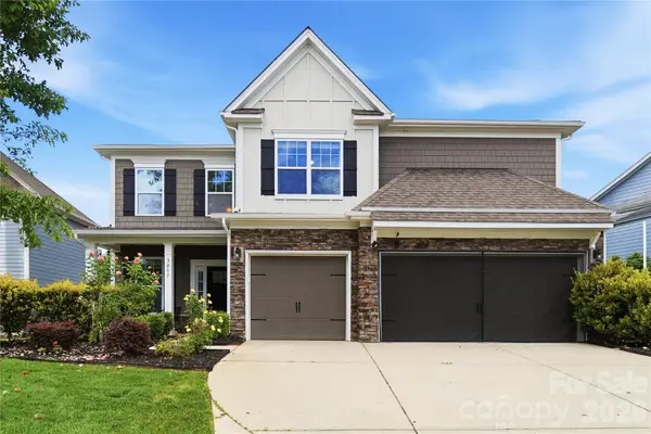 3017 Spinner Court, Denver, NC 28037