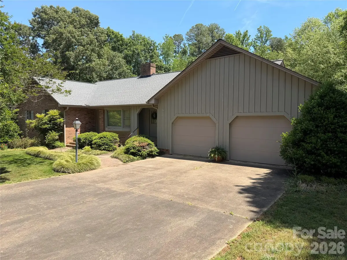 605 Queens Road, Cherryville, NC 28021 - #1