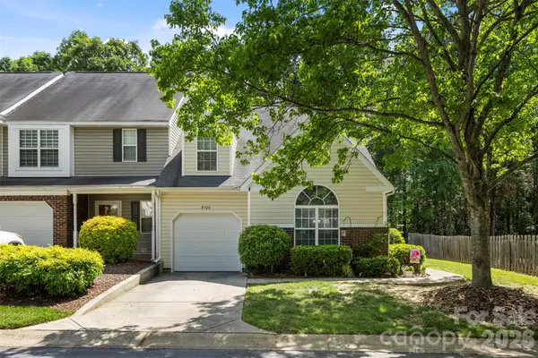 9720 Mattforest Circle, Charlotte, NC 28277