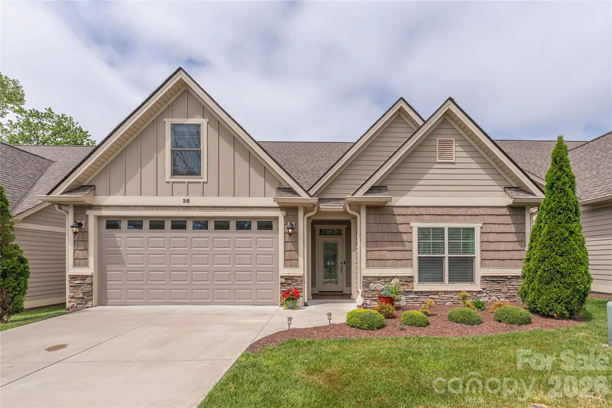 38 River Bend Lane, Fletcher, NC 28732 - #1