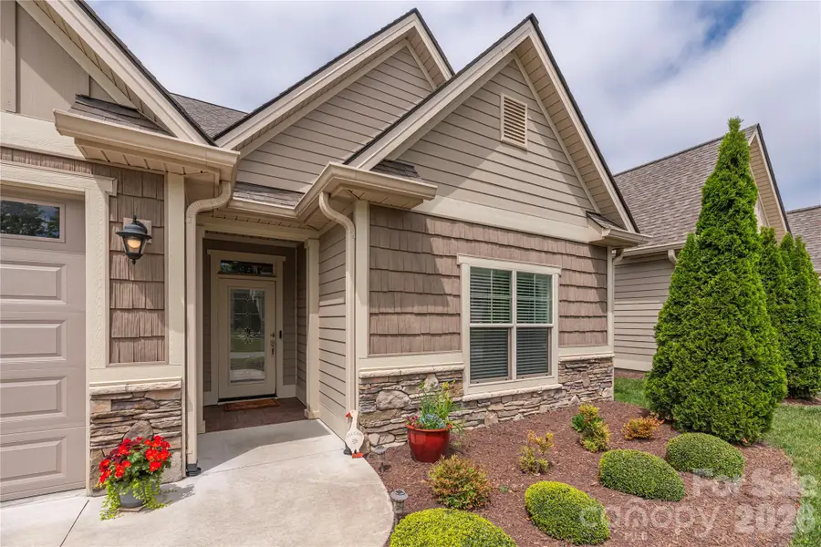 38 River Bend Lane, Fletcher, NC 28732 - #2