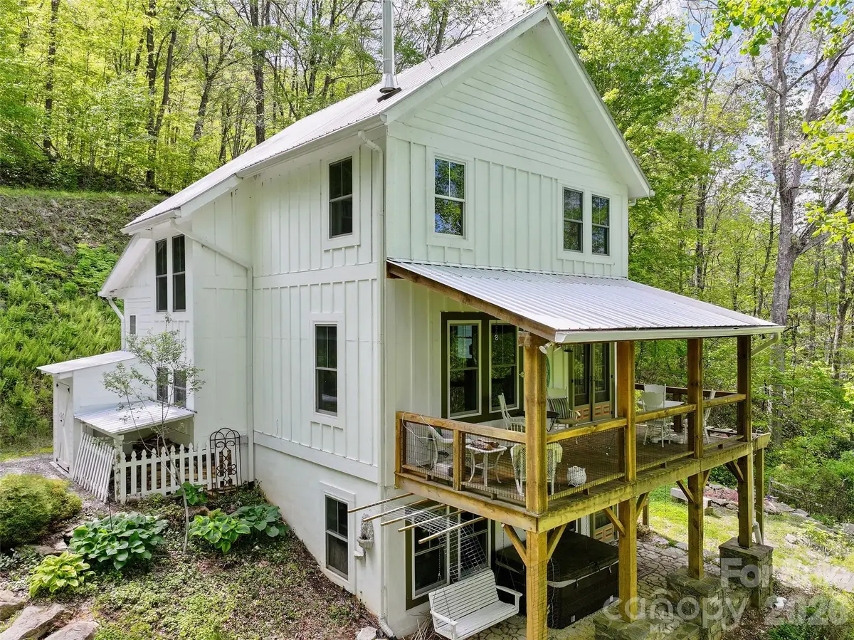 580 Split Pine Cove, Clyde, NC 28721 - #1